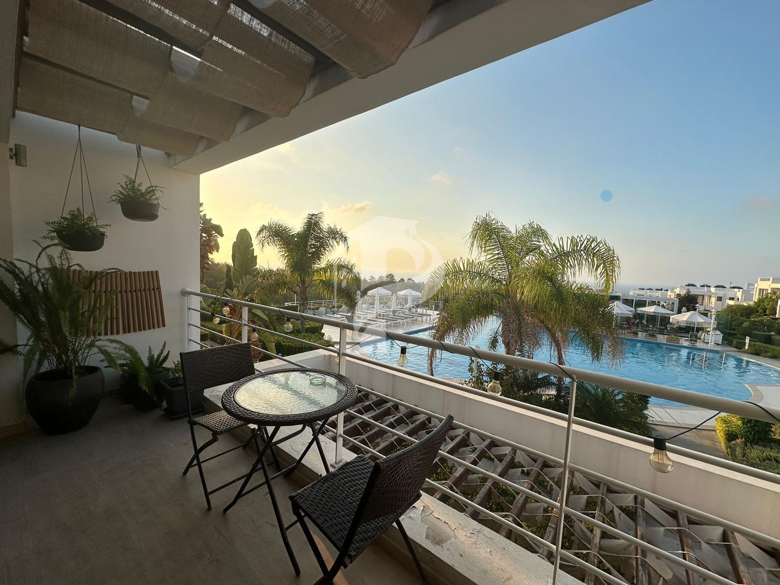 Esentepe, Girne’de 2+1 Geniş Teraslı ve Manzaralı Penthouse