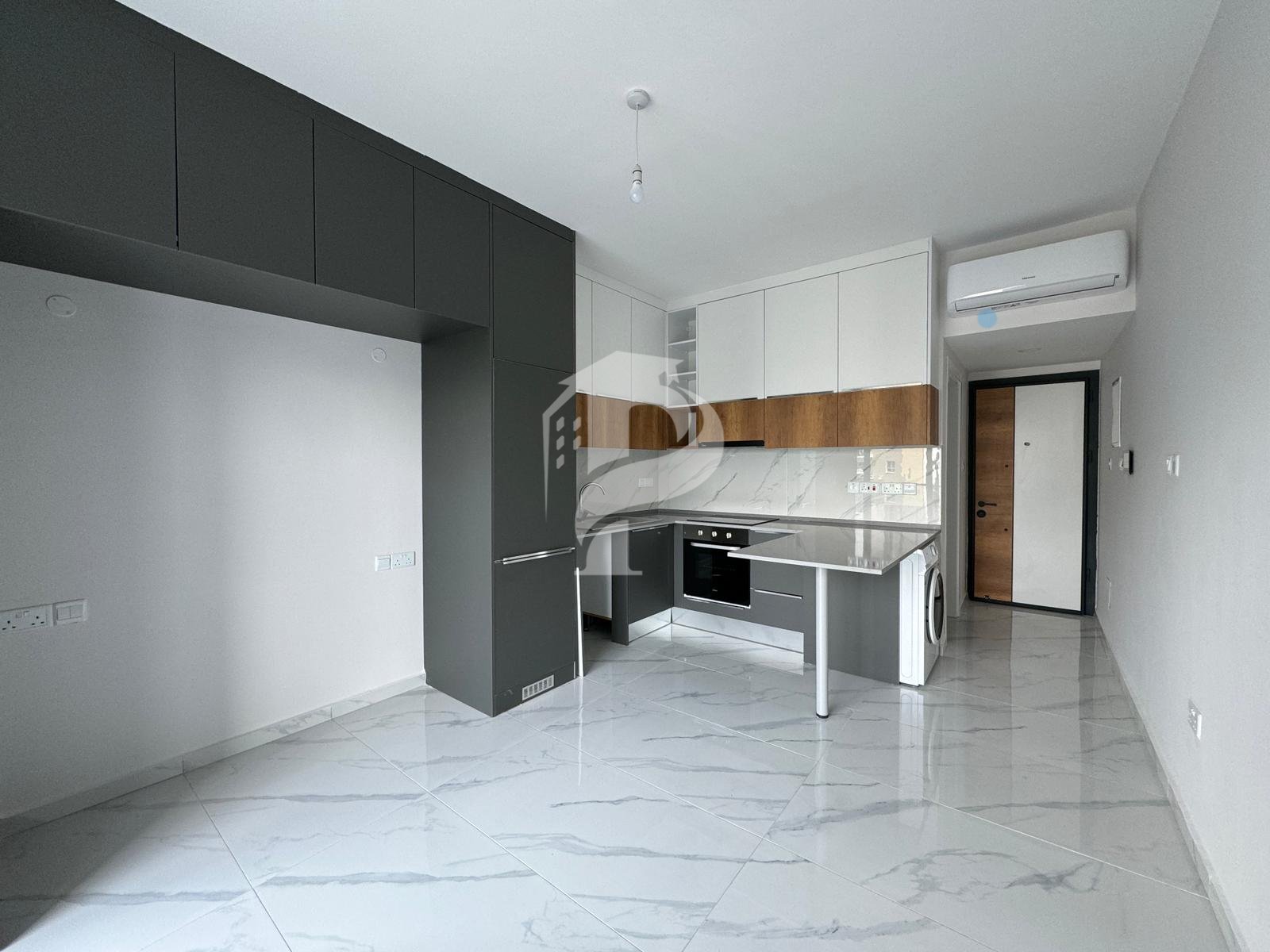 İskele Long Beach Bölgesinde Satılık 1+0 Stüdyo Daire